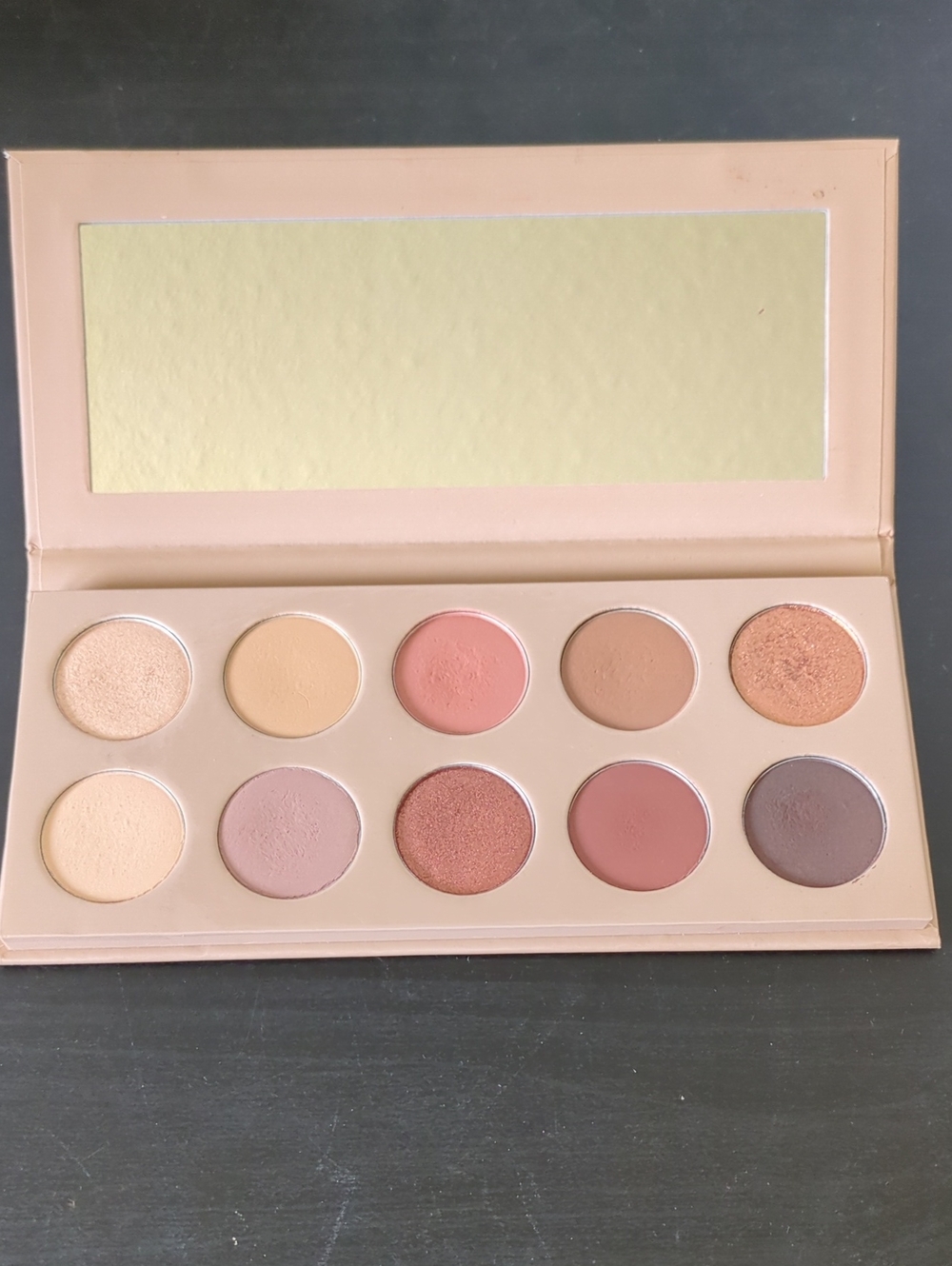 KKW Beauty Classic palette